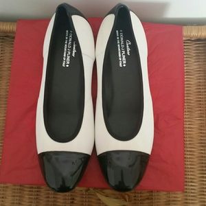 Brand New Donald J. Pliner Flats!
